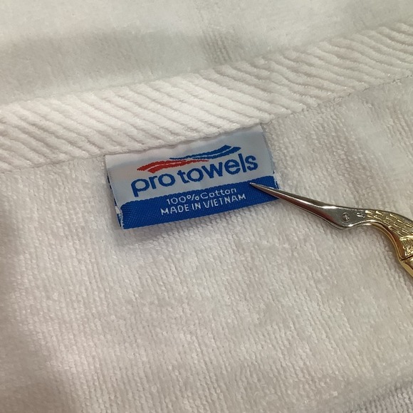 Katy Perry ROARRR! Beach Towel Pro Towels 100% Cotton Jungle Screen Print - Picture 11 of 13